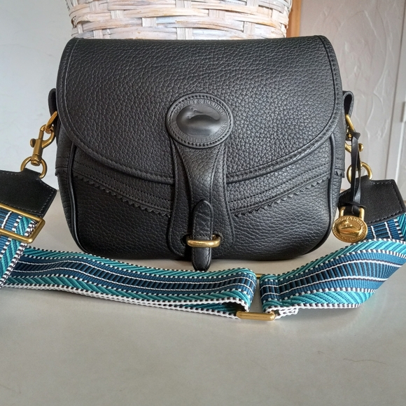 Dooney & Bourke Teton Collection Shoulder Bag - Picture 6 of 16